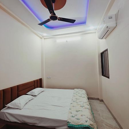 Nandi Homes Homestay Ujjain Ngoại thất bức ảnh